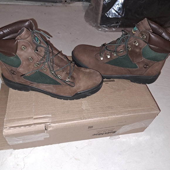 Saucony, Puma,Nike, Adidas, Timberland, Doc Martens. - Picture 11 of 14